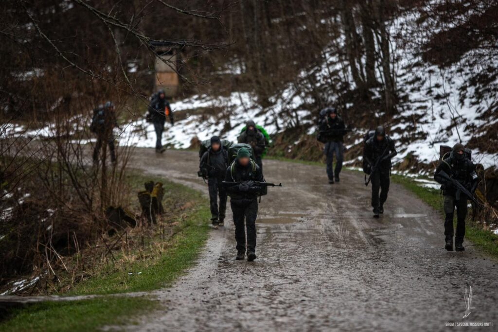 Selekcja do Jednostki Wojskowej GROM. Fot. M. Niwicz