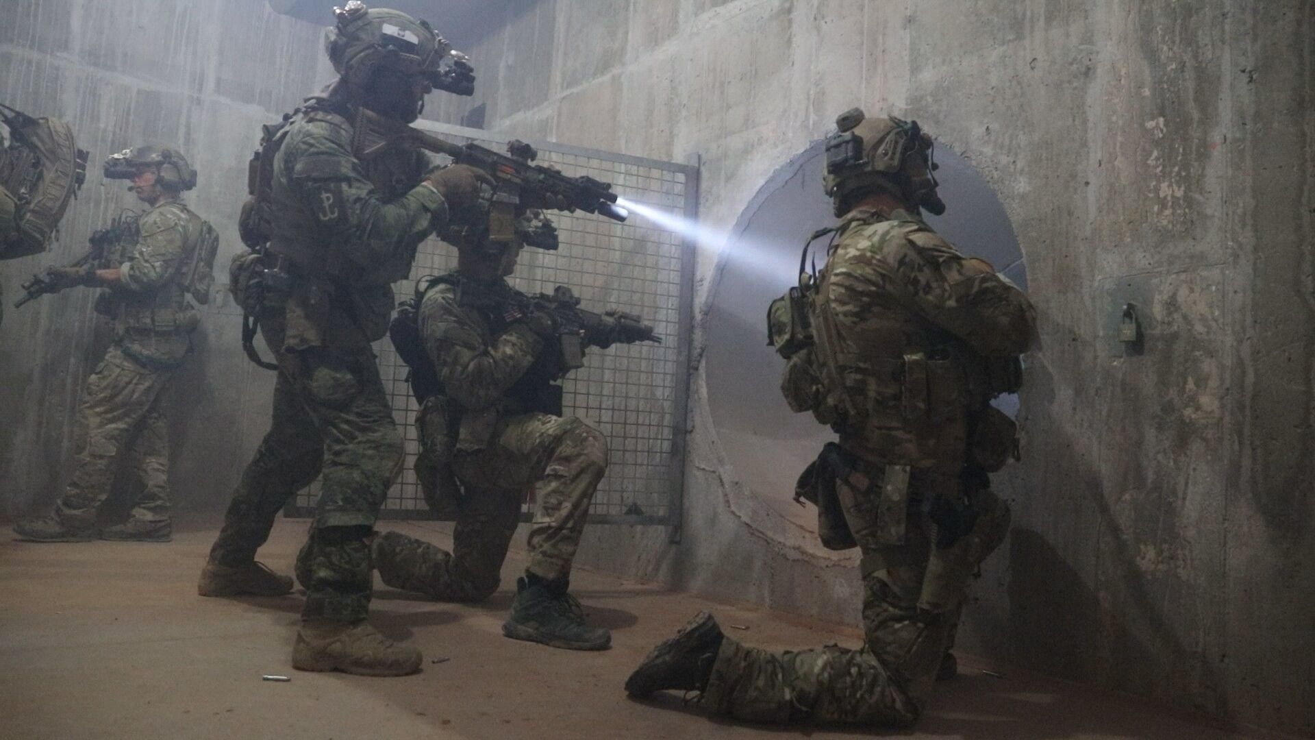 Shadows in the Night — GROM i JWK w Fort Carson