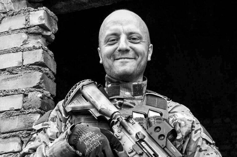 Miron - żołnierz Jednostki Wojskowej Komandosów