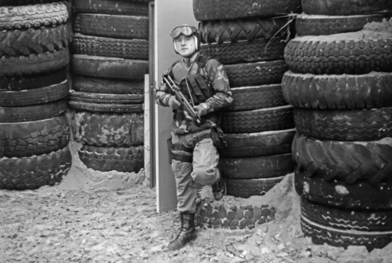 Jednostka Specjalna GROM lata 90te - płk Przepiórka