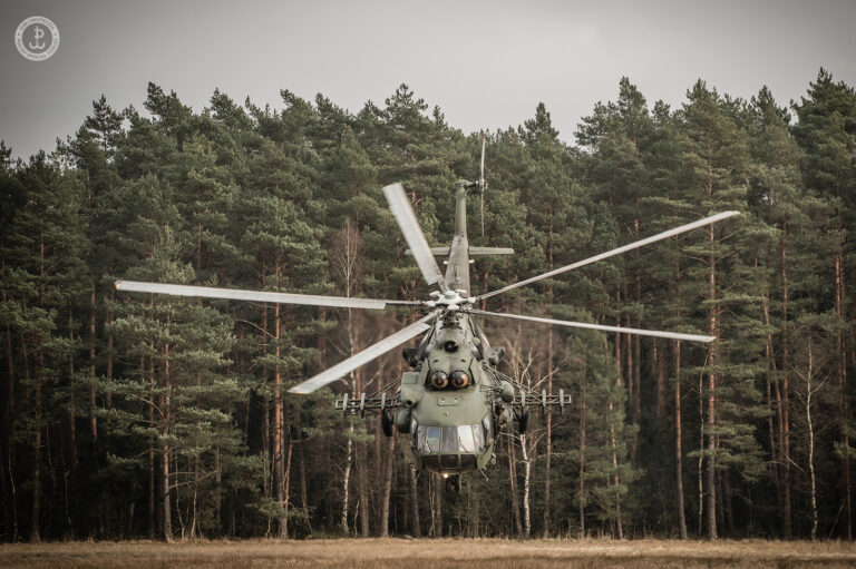 Śmigłowiec Powietrznej Jednostki Operacji Specjalnych