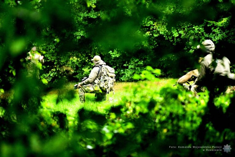 doskonalenie policyjnych kontrterrorystów w ramach projektu IN SERVICE ++