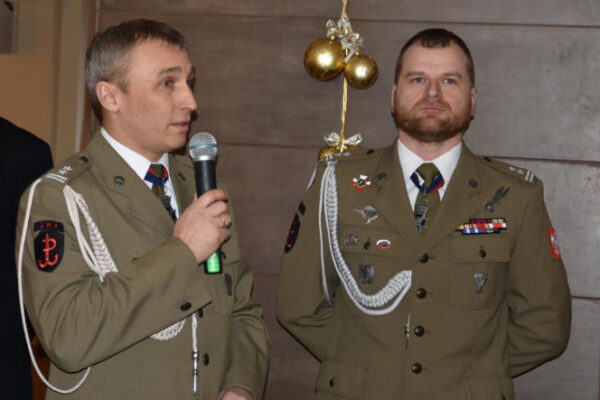 Tomasz Białas i Michał Strzelecki w czasie służby w Jednostce Wojskowej Komandosów. Fot. J. Rybak