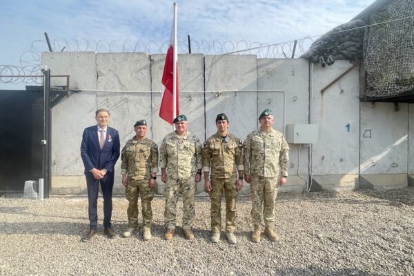 Przekazanie dowodzenia PKW Irak