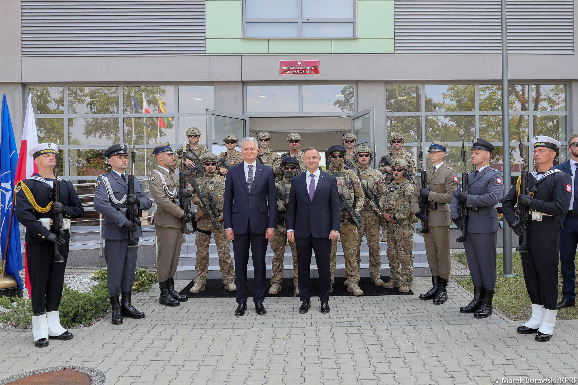 Prezydenci Polski i Litwy odwiedzili komandosów